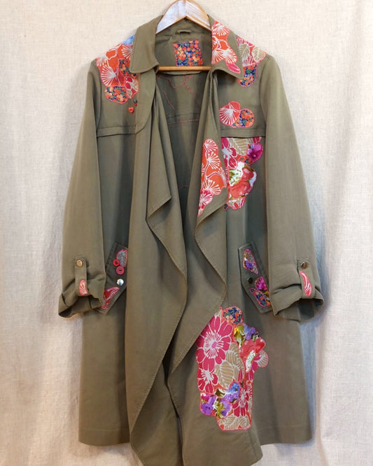 The Zaynab - Khaki Waterfall Jacket - Size 14